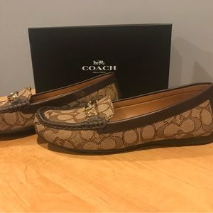 Coach Olive Outline Sig C Jacquard Loafers 8.5 NEW